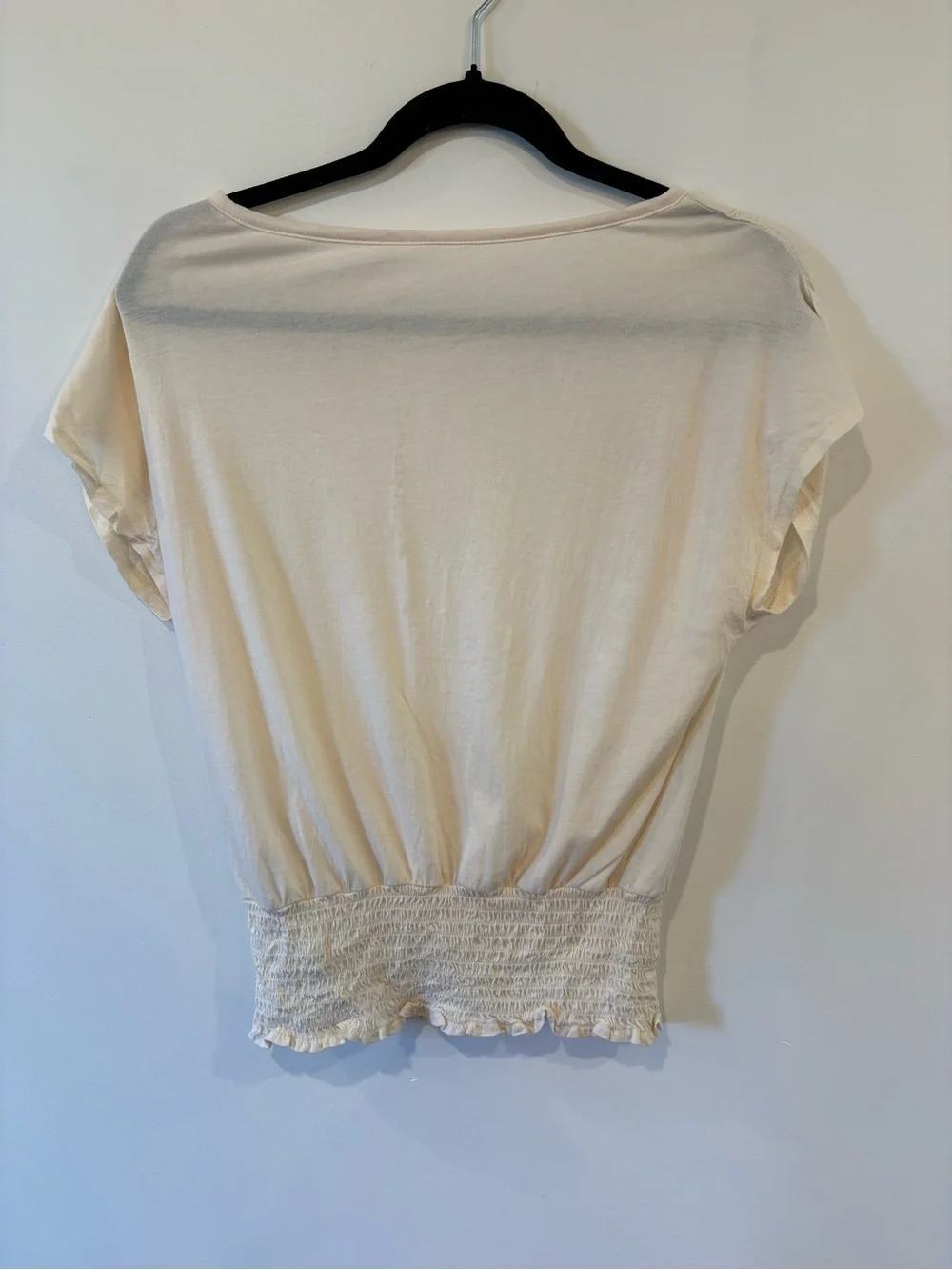 Anthropologie Cream Short Sleeve Smocked-Hem Tee - Picture 4 of 4